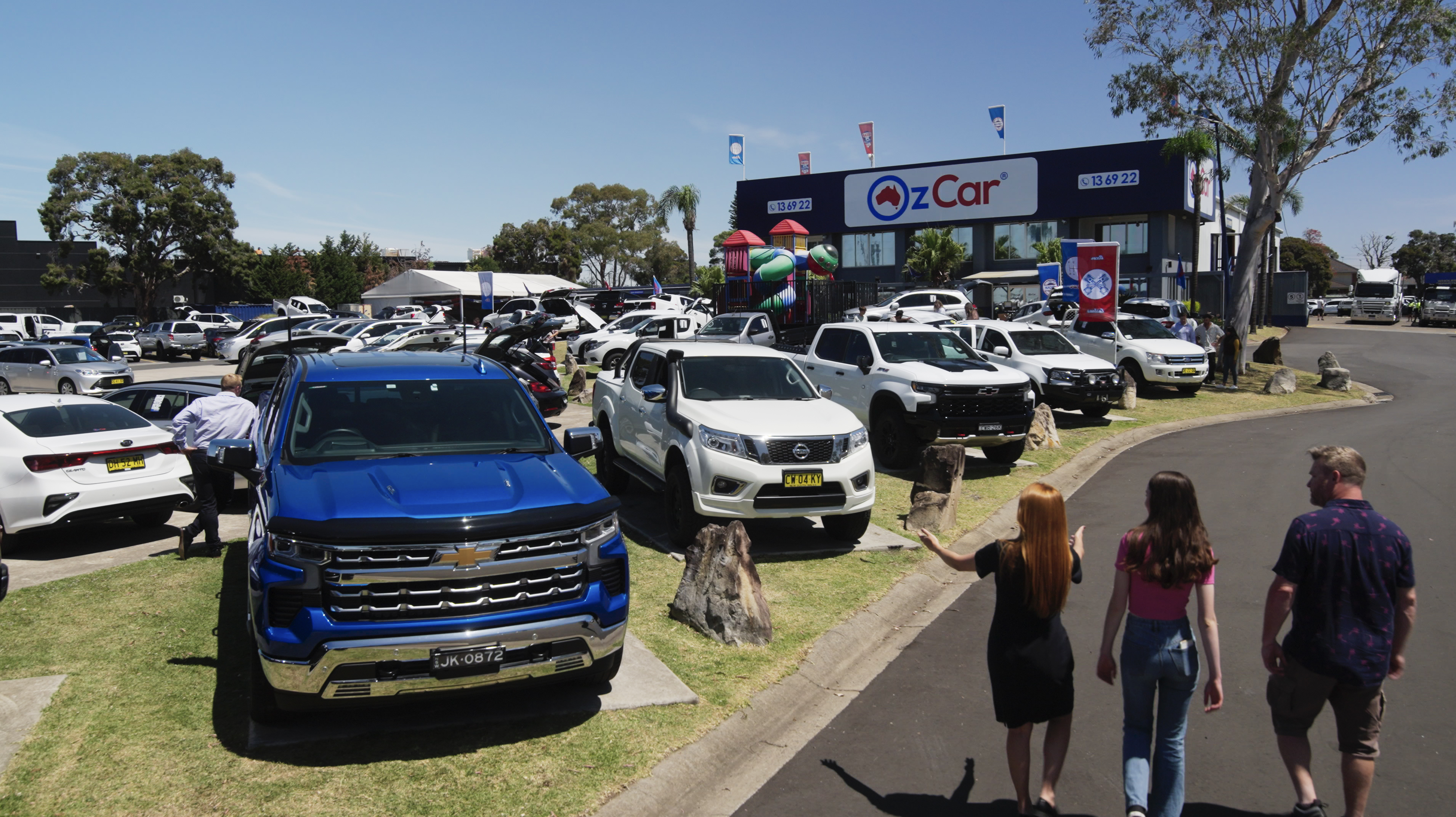 OzCar dealership